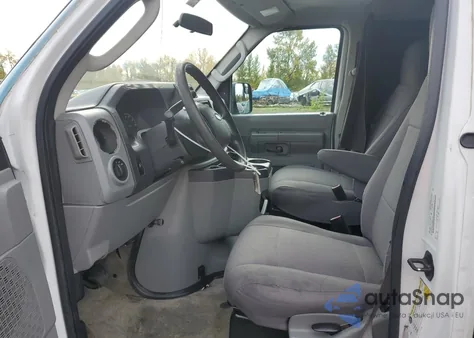 2012 Ford Econoline E150 Wagon z USA, uszkodzony, nr VIN 1FDNE1BW6CDB26239